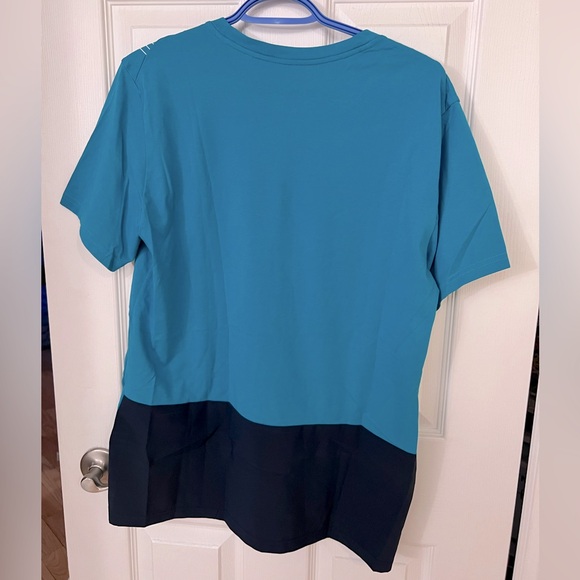 Men’s Nike t-shirt - Picture 2 of 3